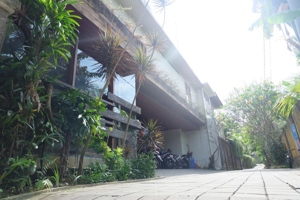 Semarandana Bedrooms And Pool Sanur Zewnętrze zdjęcie